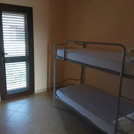 Apartment Michelangelo 4 Uta